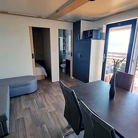 Luxury Mobile Homes Szálloda Novi Vinodolski